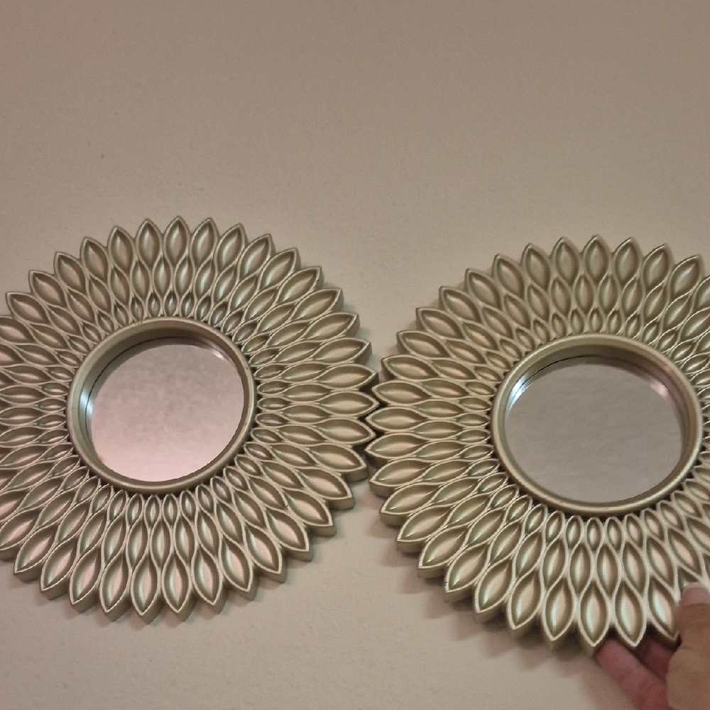 Wall Round Mirrors (2)